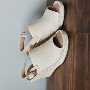 Toms wedges